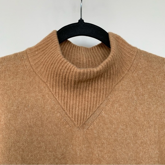 Everlane Camel Color Wool Yak Blend Long Lines Mock Neck Sweater Size M NWT - Picture 5 of 8